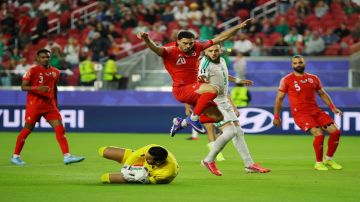 النشامى يخسرون أمام الجزائر 2-1 في كأس العالم النشامى يخسرون أمام الجزائر 2-1 في كأس العالم