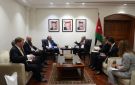 الصفدي وكبير مستشاري ترامب للشؤون العربية والشرق أوسطية يبحثان تطورات الأوضاع في المنطقة