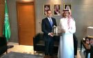 الخضير والأمير منصور بن خالد يبحثان مشاركة السعودية في مهرجان جرش