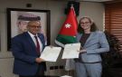 الأردن وألمانيا يوقعان اتفاقية لبدء تنفيذ منحة الناقل الوطن - jo