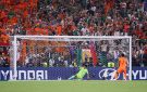 فوز المغرب يقود إلى اعتقالات في هولندا - jo