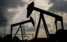 تراجع أسعار النفط مع تنامي الآمال بخفض التوترات الإقليمية - jo
