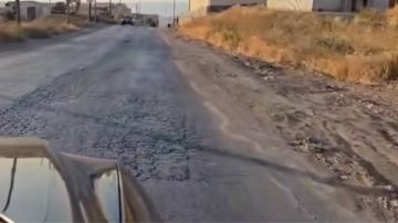 بدء إعادة تأهيل طريق مستشفى الرشيد في أبو نصير بعد مطالبات شعبية بدء إعادة تأهيل طريق مستشفى الرشيد في أبو نصير بعد مطالبات شعبية