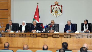 مجلس النواب يكرم صحفيين وإعلاميين مجلس النواب يكرم صحفيين وإعلاميين