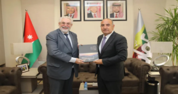 الشواربة يلتقي السفير الاسباني ويبحث معه سبل تعزيز التعاون الشواربة يلتقي السفير الاسباني ويبحث معه سبل تعزيز التعاون