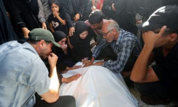 استشهاد 3 فلسطينيين وإصابة آخرين في قصف إسرائيلي على غزة استشهاد 3 فلسطينيين وإصابة آخرين في قصف إسرائيلي على غزة