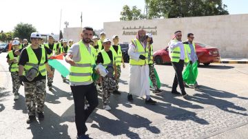 تنفيذ حملة نظافة في وسط البلد تنفيذ حملة نظافة في وسط البلد