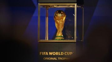 مستشار للفيفا: الاتحاد الدولي لا  يبيع كأس العالم 