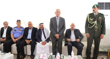 مندوبا عن الملك وولي العهد.. العيسوي يعزي المعايعة وعكروش مندوبا عن الملك وولي العهد.. العيسوي يعزي المعايعة وعكروش