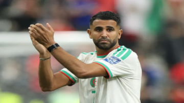 رياض محرز يعلن اعتزاله اللعب دوليا رياض محرز يعلن اعتزاله اللعب دوليا