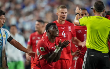 قصة أغرب طرد في مباراة الأرجنتين وسويسرا