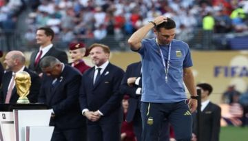رغم الغضب.. منتخب الأرجنتين يرفض مزاعم المؤامرة المونديالية رغم الغضب.. منتخب الأرجنتين يرفض مزاعم المؤامرة المونديالية