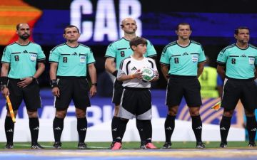 ”#أنا_بشجع_الحكم”  ..  الأردنيون يحتفون بإنجاز مخادمة ورفاقه في المونديال