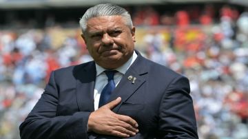 الاتحاد الأرجنتيني لكرة القدم ينفي احتجاز رئيسه في الولايات المتحدة الاتحاد الأرجنتيني لكرة القدم ينفي احتجاز رئيسه في الولايات المتحدة