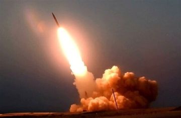 الجيش الإيراني يستهدف مرابض مقاتلات إف 18 ومنشآت أخرى للجيش الأمريكي في قاعدة الأزرق بالأردن الجيش الإيراني يستهدف مرابض مقاتلات إف 18 ومنشآت أخرى للجيش الأمريكي في قاعدة الأزرق بالأردن