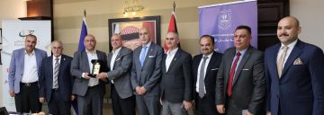 عمان الاهلية وسلطة المياه تبحثان آفاق التعاون المشترك .. صور