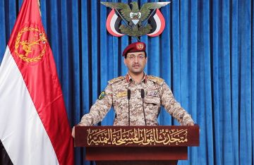 الحوثيون يعلنون حظر الملاحة البحرية على السعودية ردا على الحصار الحوثيون يعلنون حظر الملاحة البحرية على السعودية ردا على الحصار