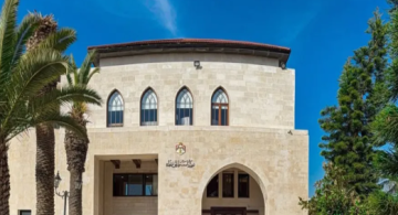 موظفون حكوميون إلى التقاعد (اسماء) موظفون حكوميون إلى التقاعد (اسماء)