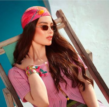 إكسسوارات الصيف المفضلة للمؤثرات العربيات .. الحقائب الأنيقة والقبعات المميزة إكسسوارات الصيف المفضلة للمؤثرات العربيات .. الحقائب الأنيقة والقبعات المميزة