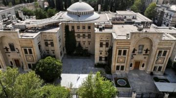 سوريا تؤجل أولى جلسات مجلس الشعب الانتقالي سوريا تؤجل أولى جلسات مجلس الشعب الانتقالي