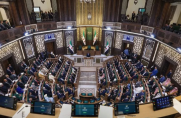 مجلس الشعب السوري يقر نظامه الداخلي بعد نقاشات استمرت 5 أيام مجلس الشعب السوري يقر نظامه الداخلي بعد نقاشات استمرت 5 أيام