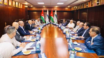 تجارة عمان تتبنى مطالب جمعية السياحة الوافدة تجارة عمان تتبنى مطالب جمعية السياحة الوافدة