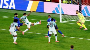 فيفا : إلغاء هدف كرواتيا كشفه مستشعر في الكرة فيفا : إلغاء هدف كرواتيا كشفه مستشعر في الكرة