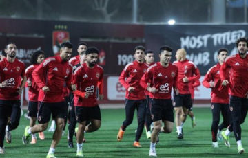 تفاصيل معسكر الأهلي في إسبانيا قبل مواجهة برشلونة في كامب نو
