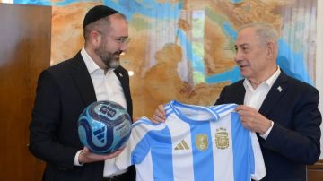 نتنياهو: غالبية الشعب الإسرائيلي يريدون فوز الأرجنتين بكأس العالم نتنياهو: غالبية الشعب الإسرائيلي يريدون فوز الأرجنتين بكأس العالم