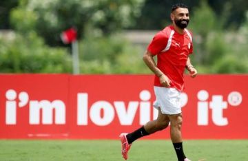 ما سبب نفي بشكتاش أنباء التفاوض مع محمد صلاح؟