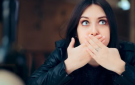 ليست مجرد إزعاج عابر.. أسباب الحازوقة وطرق منزلية للتخلص منها
