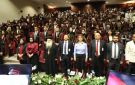 طلبة الصيدلة و العلاج الطبيعي في الشرق الأوسط يؤدون القسم المهني