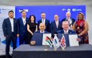  تجارة عمان وغرف تجارة غرب لندن توقعان مذكرة تفاهم لتعزيز التعاون الاقتصادي