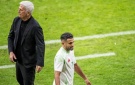 بسبب 17 لاعبا.. مدرب منتخب الجزائر يزرع القلق في سويسرا - jo