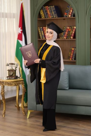 تهانينا ميار .. مبروك التخرج تهانينا ميار .. مبروك التخرج