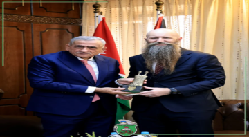 رئيس الجامعة الأردنية والسفير الأميركي يبحثان التعاون رئيس الجامعة الأردنية والسفير الأميركي يبحثان التعاون