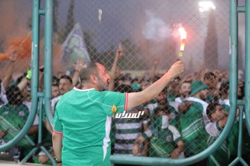 فيديو - جماهير الوحدات للدميسي: الله يخلي الريس