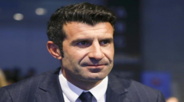 لويس فيغو يطالب برحيل إنفانتينو ويصفه بـ المخادع 