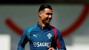 الذكاء الاصطناعي فضله على ميسي ..  رونالدو يرد على اختياره كأشهر رياضي في التاريخ