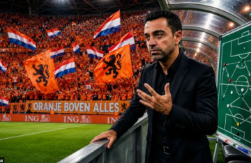 بعد رحيله عن برشلونة ..  تشافي يعود إلى التدريب من بوابة منتخب هولندا