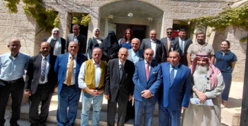 وفد هيئة الكرامة والوفاء الشبابية يزور الملكية لشؤون القدس وفد هيئة الكرامة والوفاء الشبابية يزور الملكية لشؤون القدس