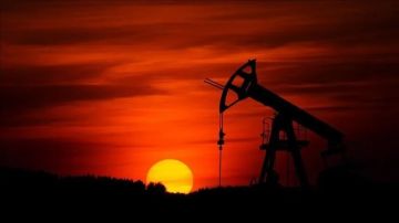 التوصل لأكبر اتفاق نفطي في التاريخ بين فنزويلا وأمريكا التوصل لأكبر اتفاق نفطي في التاريخ بين فنزويلا وأمريكا