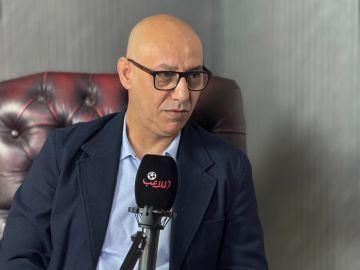 محمود الفضلي يتحدث بلا سقوف عبر "الملاعب":  "كذبة عموتة والزاكي" ..  أوهام تمثال مايوركا .. "ثور أبْرَق" وصفّارات مدفوعة!! فيديو