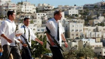 إصابة فلسطينيين بهجمات مستوطنين إصابة فلسطينيين بهجمات مستوطنين