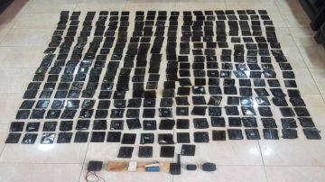 الجيش يحبط محاولة تهريب كبيرة للمخدرات الجيش يحبط محاولة تهريب كبيرة للمخدرات