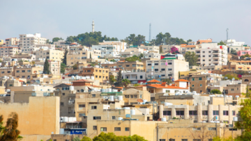 عاجل إنذار 15 محلا تجاريا في جرش بسبب الاعتداء على الأرصفة عاجل إنذار 15 محلا تجاريا في جرش بسبب الاعتداء على الأرصفة