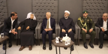 مندوبا عن الملك وولي العهد... العيسوي يعزي عشائر العطيان والزبون والزيود والشوبكي والحموري