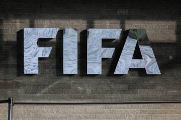 الفيفا يحذر من محاولات للإطاحة بإنفانتينو