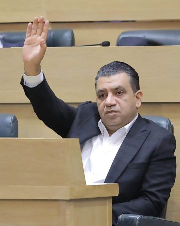 النائب السعود يوجه دعوة لرئيس الوزراء لزيارة الدائرة الثانية النائب السعود يوجه دعوة لرئيس الوزراء لزيارة الدائرة الثانية