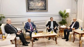 رئيس المخابرات المصرية يبحث مع الشيخ ملفي الانتخابات والضفة